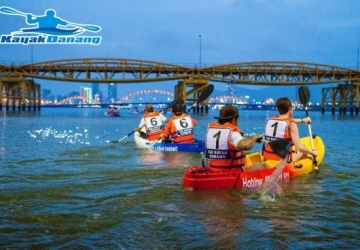 Chèo thuyền Kayak trên sông Hàn